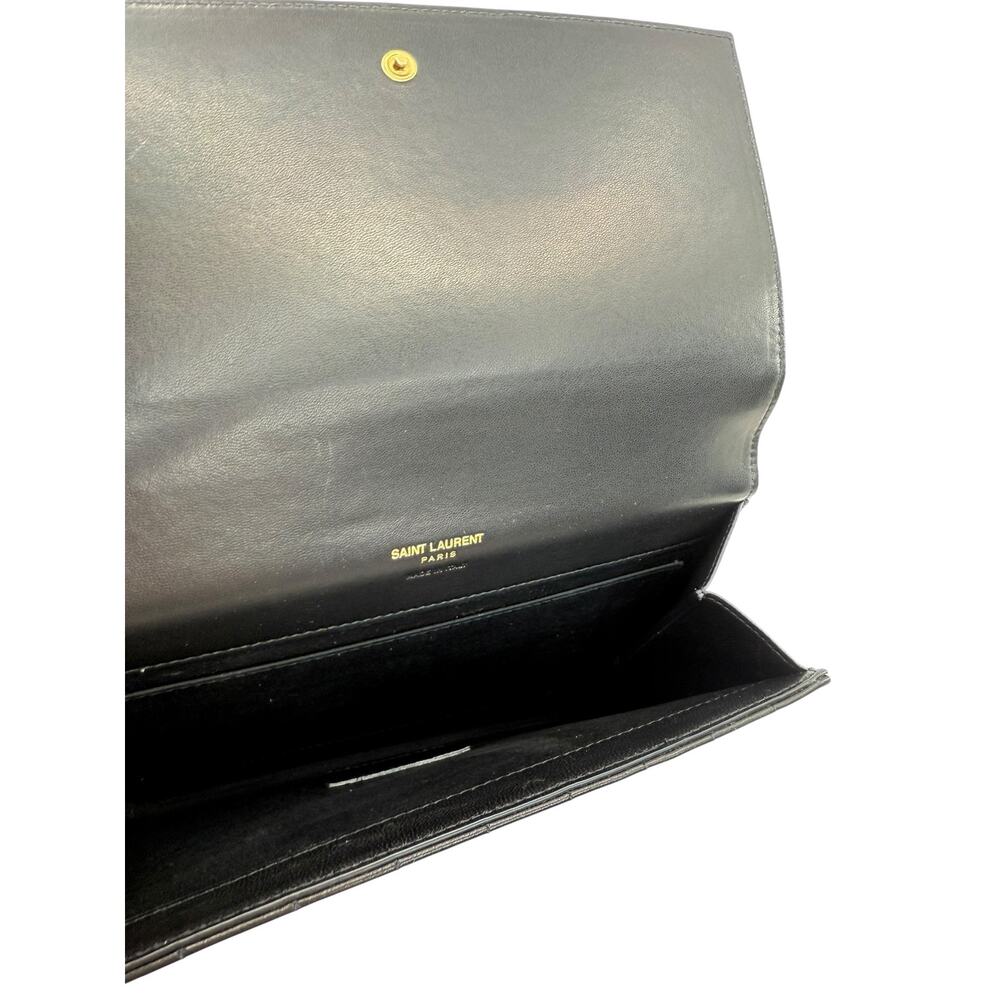 Saint Laurent Monogram Flap Clutch - Picture 6 of 6